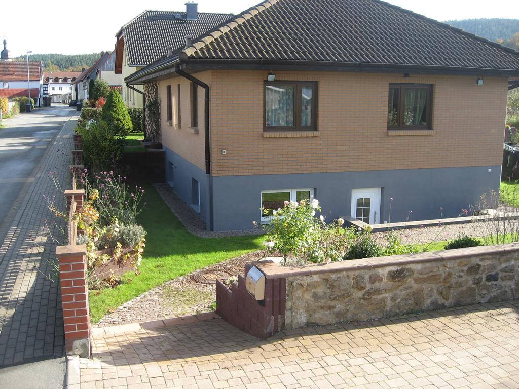 Ferienwohnung Jena-Zoellnitz Zollnitz Стая снимка